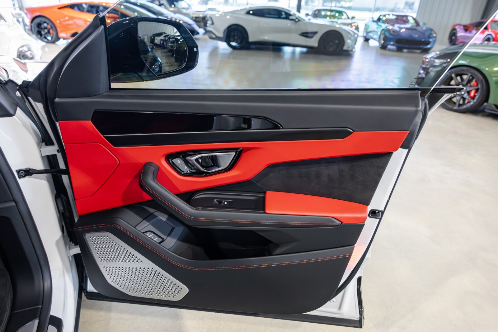 Used Car 2022 Lamborghini Urus  For Sale Under $230,000 In Boerne, Texas
