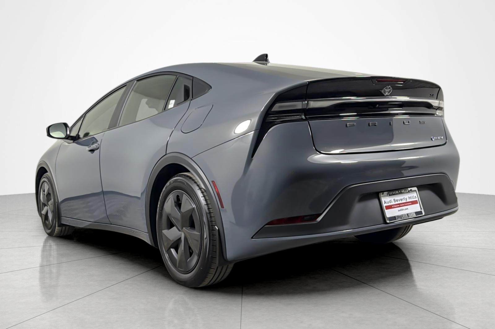 Used 2026 GUARDIAN GRAY Toyota Nightshade (Natl) image 3