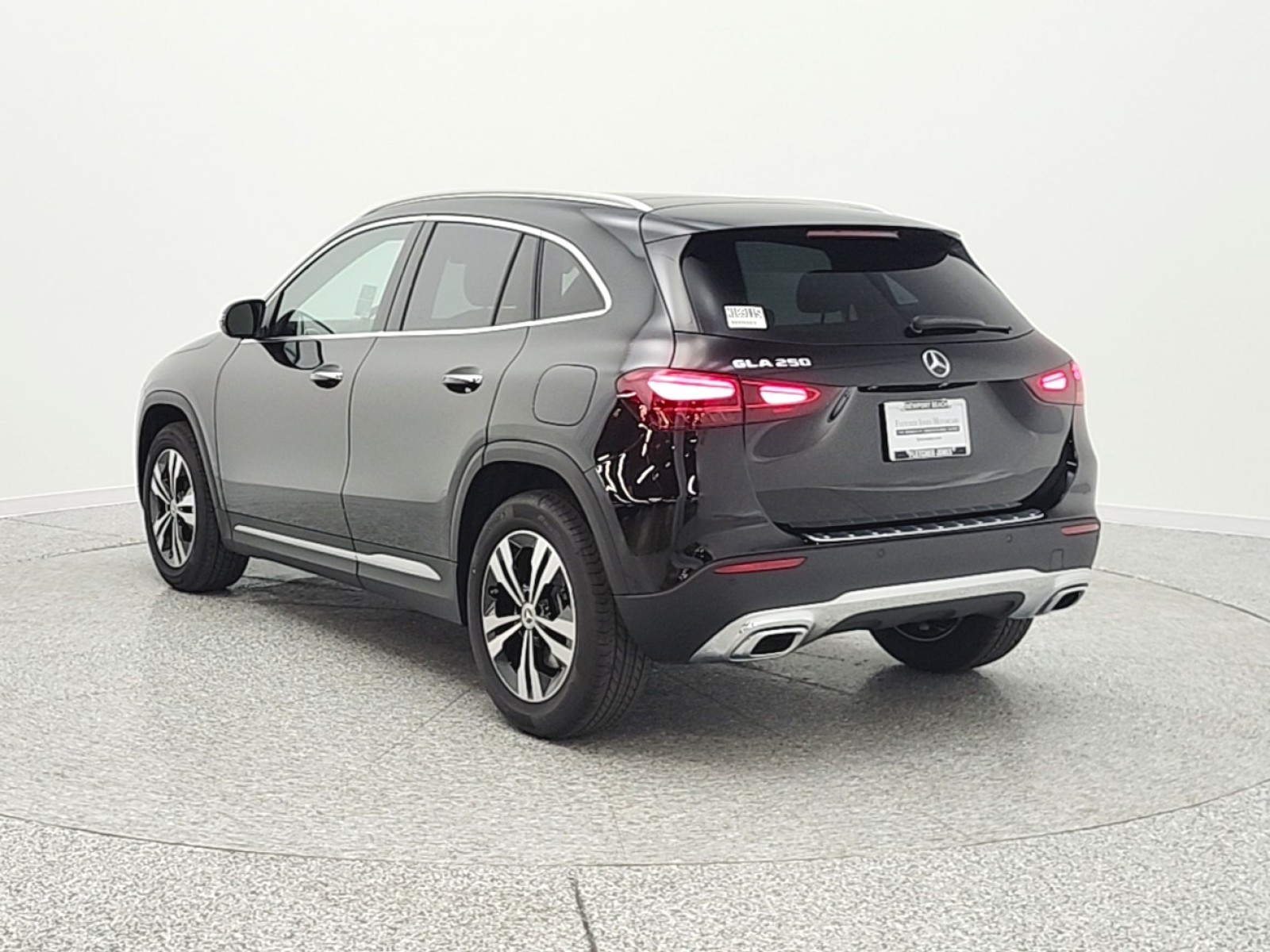 New 2026 Night Black Mercedes-Benz GLA 250 image 7