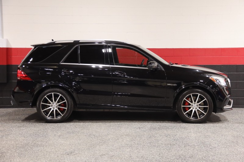 2017 Mercedes-Benz AMG GLE 63 4MATIC 4dr Suv in , 