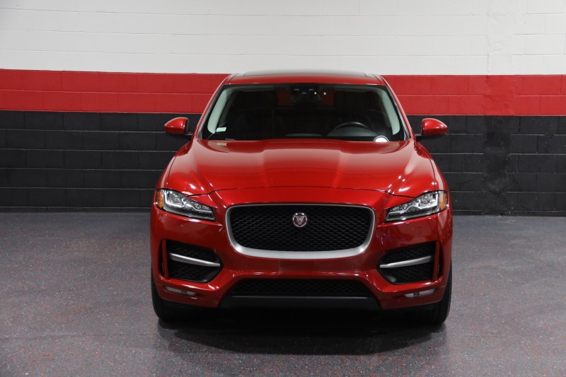 2017 Jaguar F-PACE 35t R-Sport AWD 4dr Suv in , 