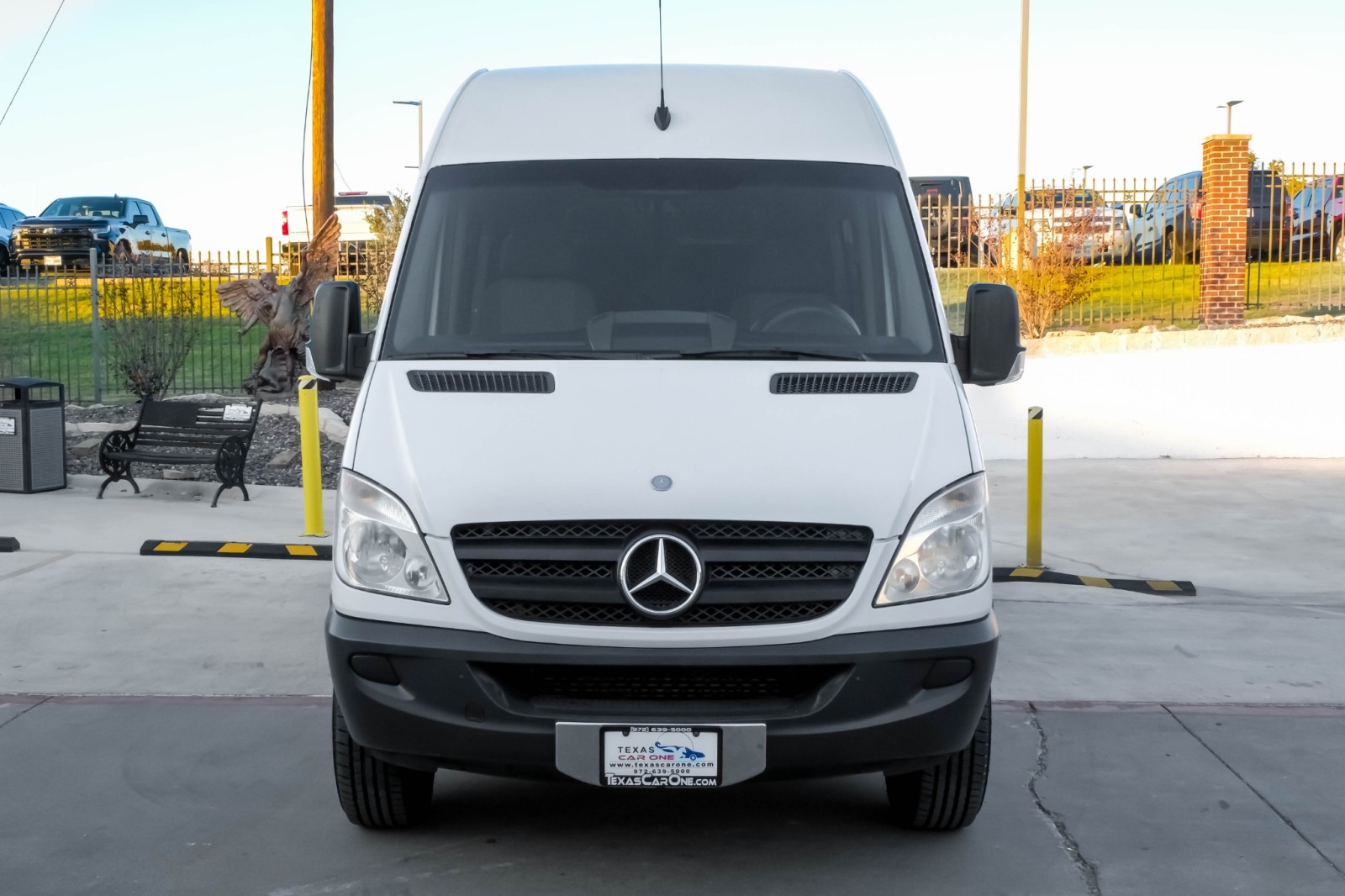 2011 Mercedes-Benz Sprinter 2500 CREW VAN HIGH ROOF AUTOMATIC DIESEL PREMIUM P 3