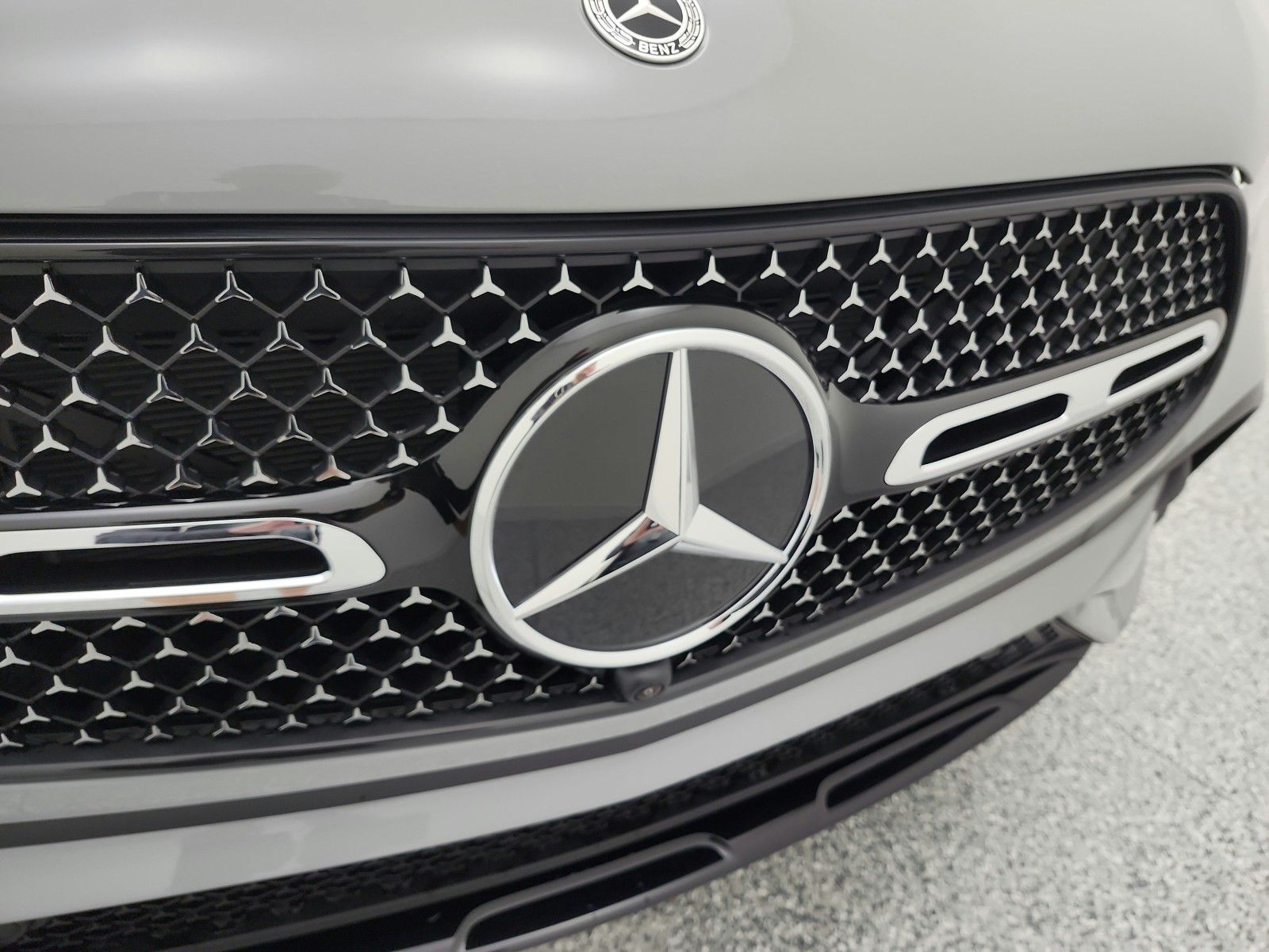 New 2026 MANUFAKTUR Alpine Grey Mercedes-Benz GLC 300 image 21