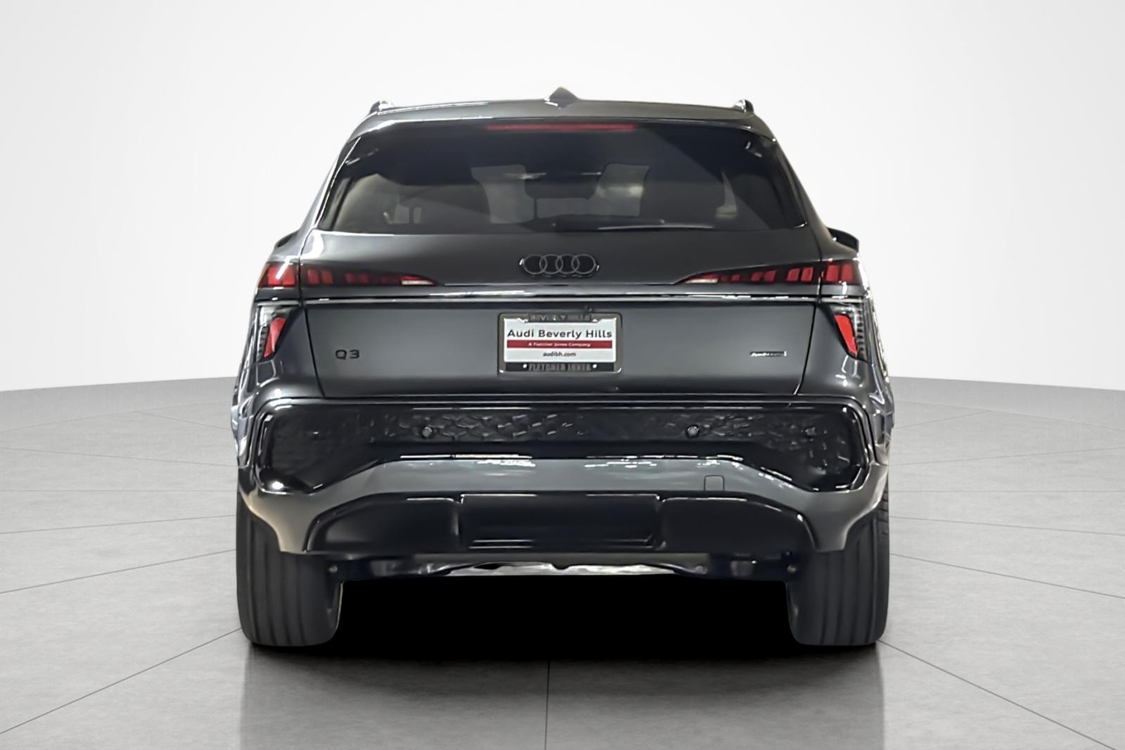 New 2026 Daytona Gray Pearl Effect Audi S line quattro image 5