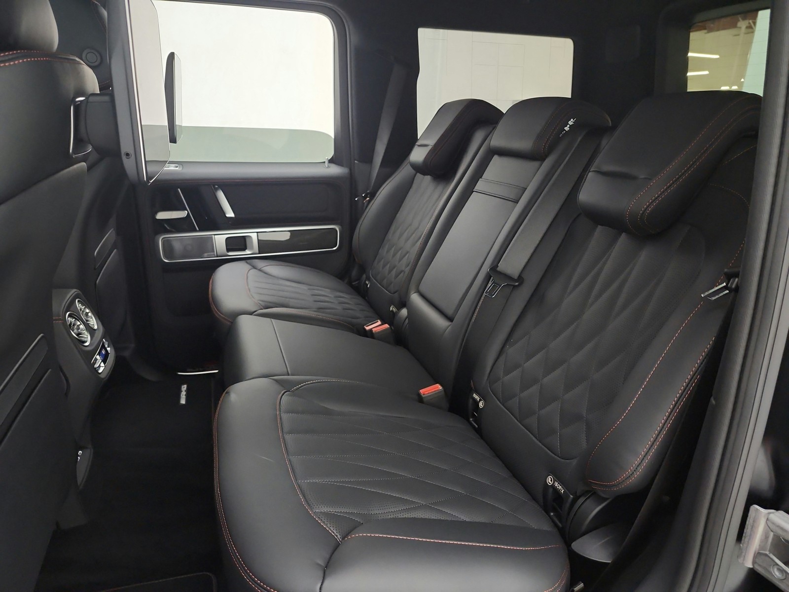 New 2026 MANUFAKTUR Night Black magno Mercedes-Benz AMG® G 63 image 11