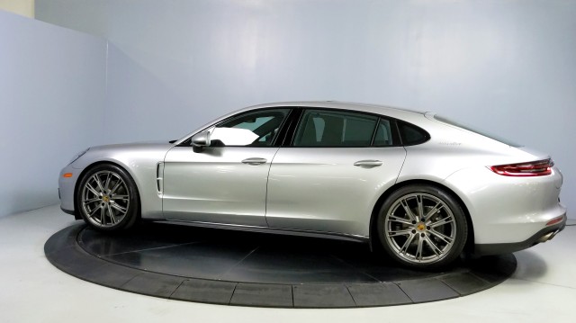 2018 Porsche Panamera 4S Executive 4