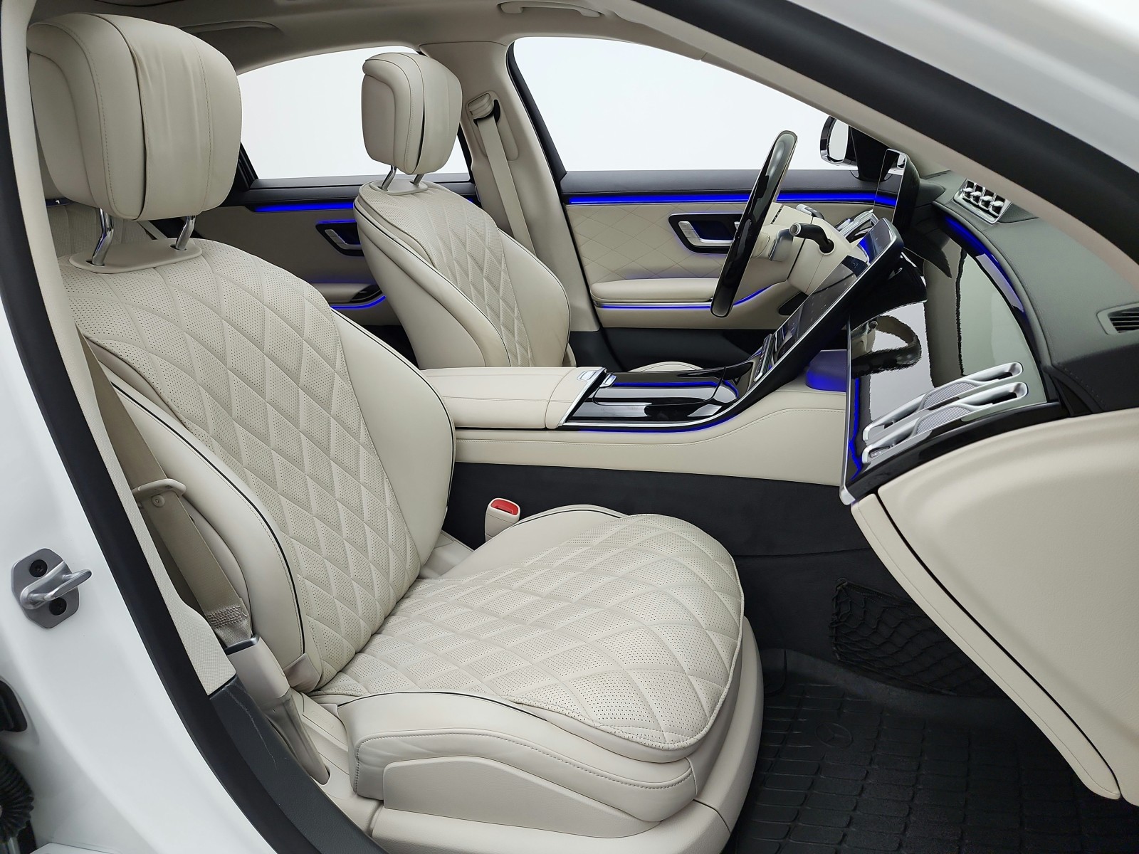 Used 2023 MANUFAKTUR Diamond White Mercedes-Benz S 580 4MATIC® Sedan image 20