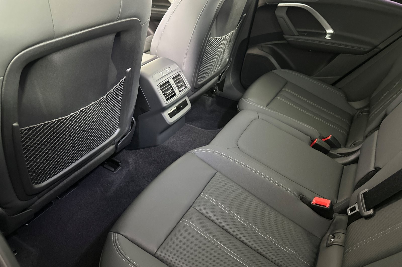 New 2025 Tambora Gray Metallic Audi Premium Plus 2.0 TFSI quattro image 11