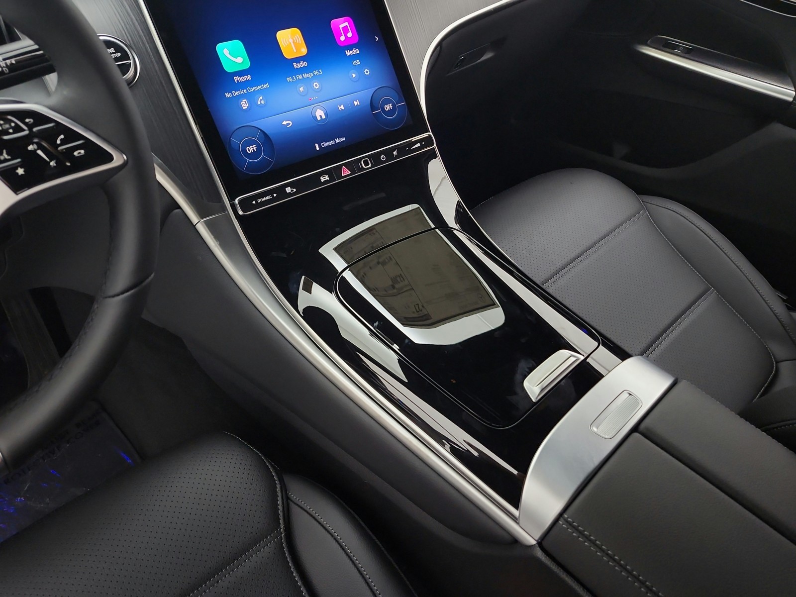 New 2026 Black Mercedes-Benz GLC 300 image 9