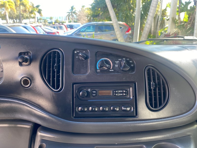 2003 Ford Econoline Cargo Van E 250 SUPER CARGO LOW MILES 67,419 in , 
