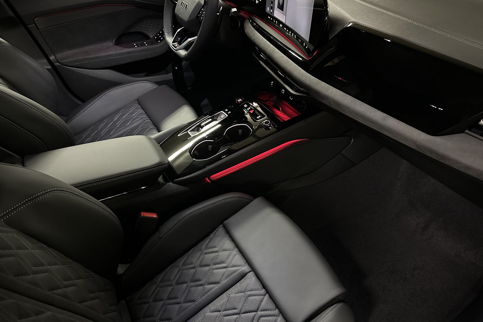 New 2026 Mythos Black Metallic Audi Premium Plus 3.0 TFSI quattro image 14