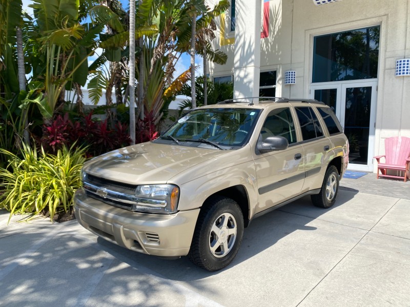 2005 Chevrolet TrailBlazer 4WD LS 1 OWNER LOW MILES 75,632 in , 