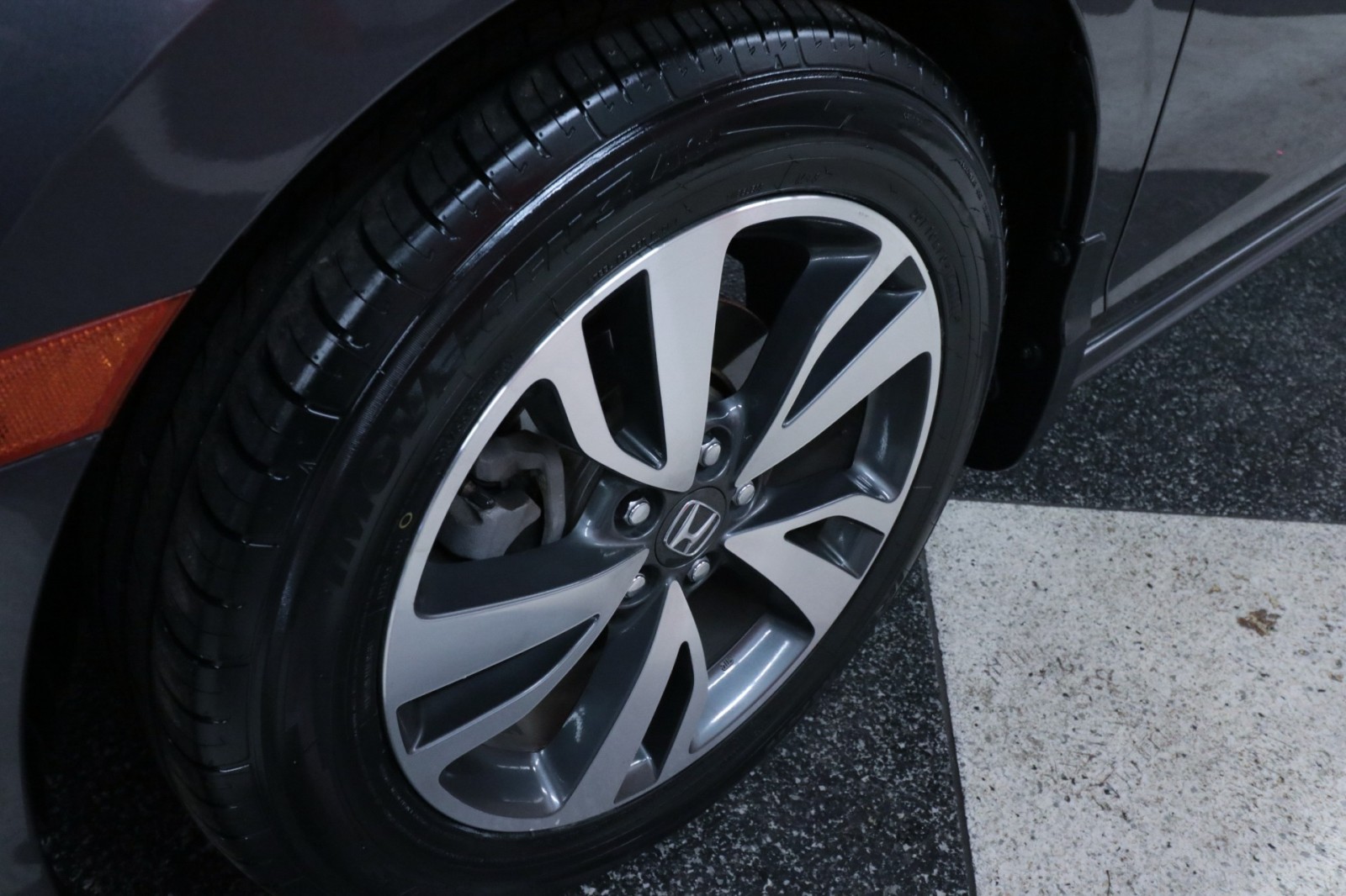 Used Car 2022 Honda Odyssey  Touring For Sale Under $30,000 In Austin, Texas