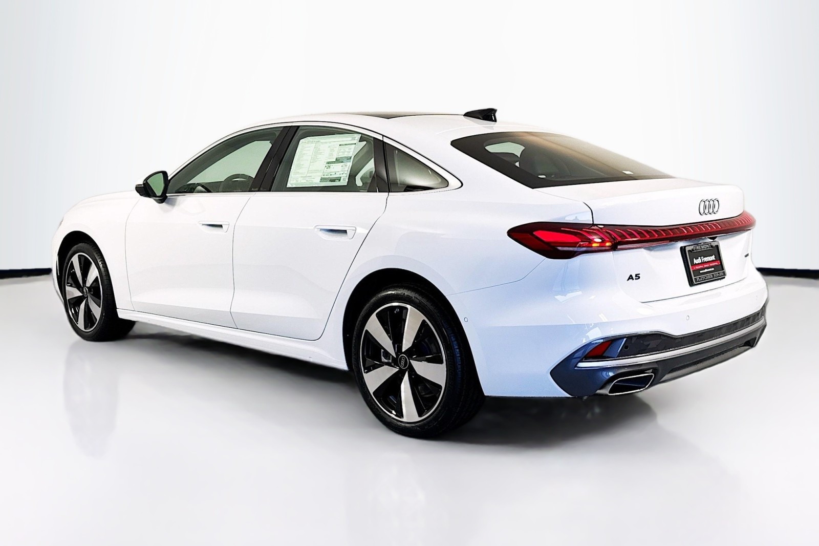 New 2025 Glacier White Metallic Audi Premium Plus 2.0 TFSI quattro image 7