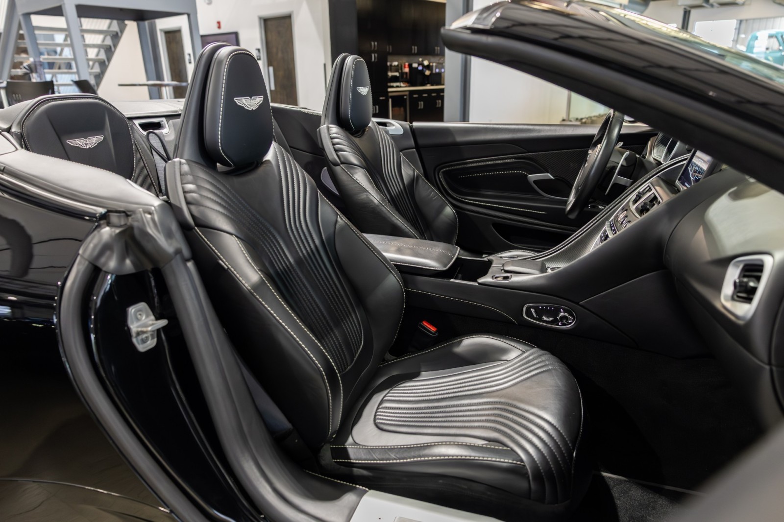 Used Car 2021 Aston Martin Db11  Shadow Edition For Sale Under $120,000 In Boerne, Texas