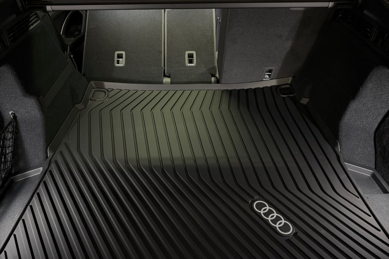 New 2026 Daytona Gray Pearl Effect Audi Premium 2.0 TFSI quattro image 14