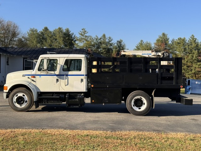 2002 International Harvester 4700 Crew Cab Stakebody w AutoCrane  in , 