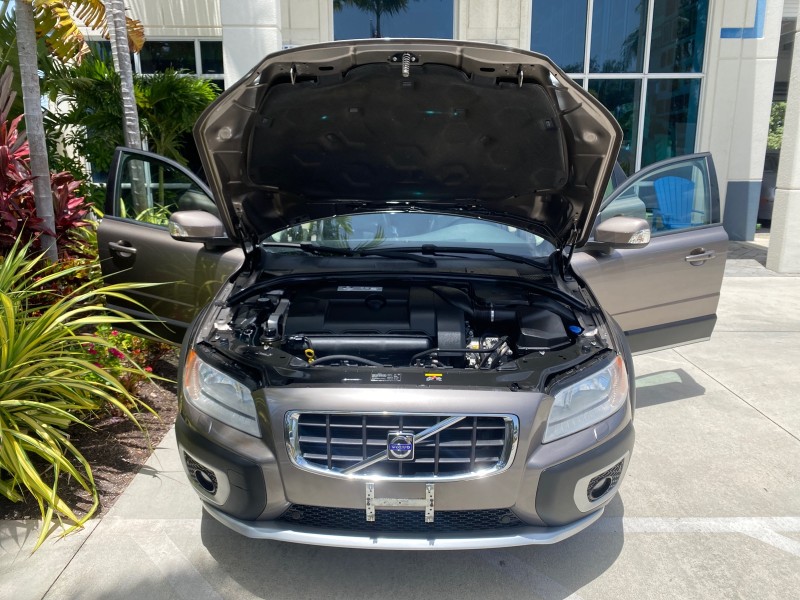 2009 Volvo XC70 3.0T AWD WAGON LOW MILES 78683 in , 