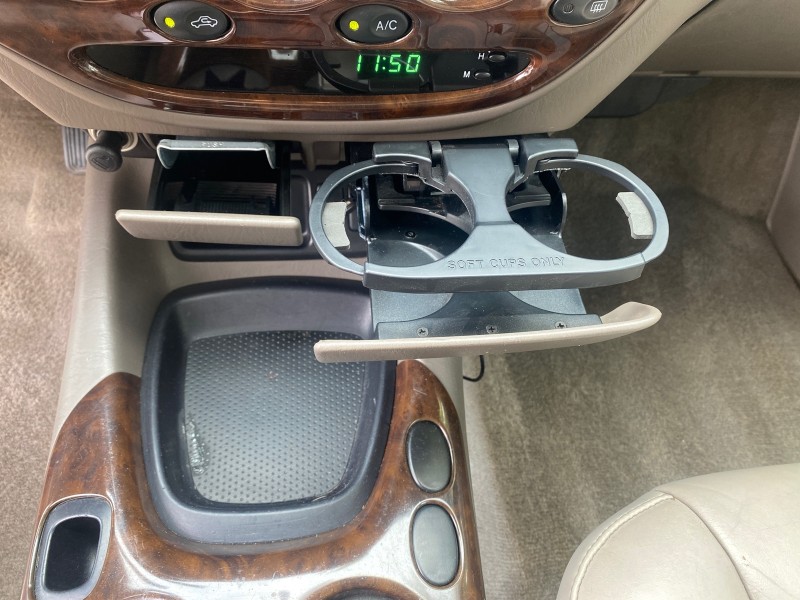 2006 Toyota Tundra SR5 4 DR CREW LOW MILES 93,838 in ,