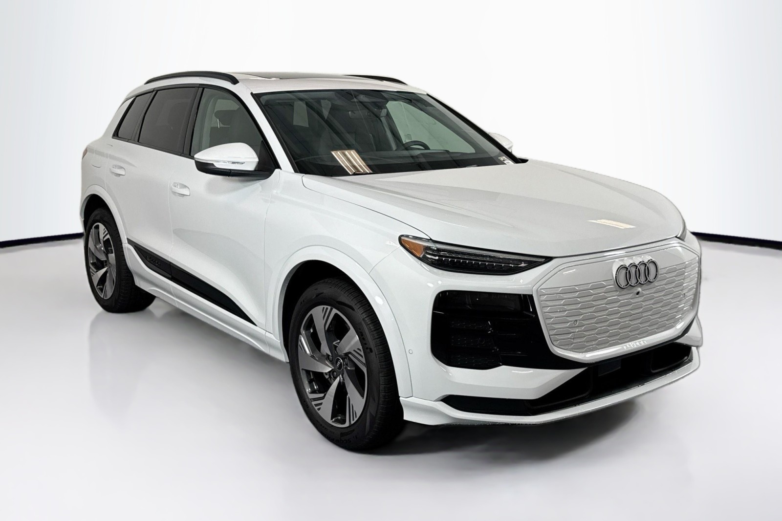 New 2025 Glacier White Metallic Audi Premium Plus quattro image 3