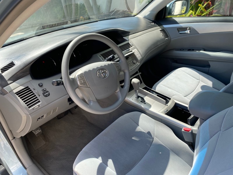 2008 Toyota Avalon XL  SUNROOF 1 OWNER LOW MILES 39,358 in , 