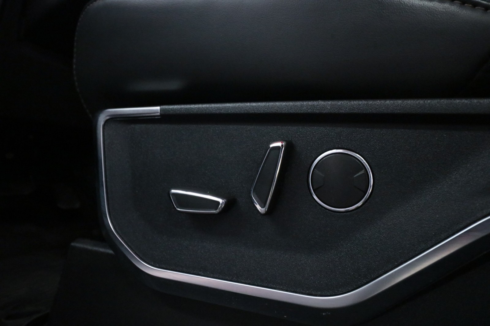 Used Car 2023 Ford F-150  Raptor For Sale Under $70,000 In Austin, Texas