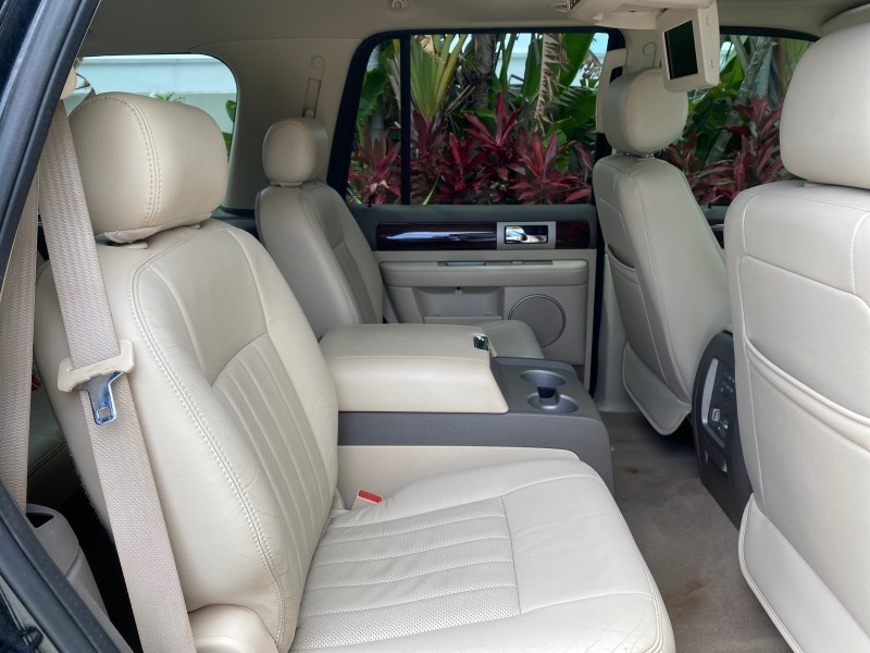 2004 Lincoln Navigator LOW MILES 67,511 SUNROOF in ,