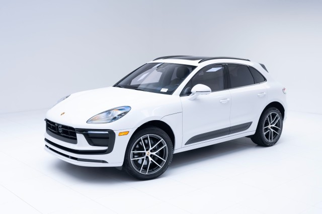 2025  Macan  in , 