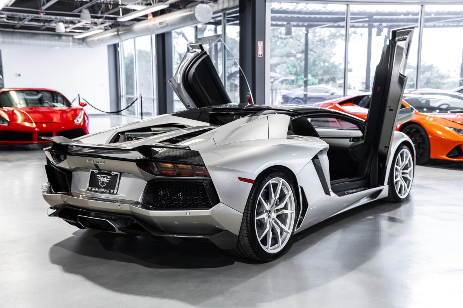 Used Car 2014 Lamborghini Aventador  Roadster - Grigio Antares Metallic - Transparent Engine Bonnet - Sensonum Sound System For Sale Under $440,000 In Boerne, Texas