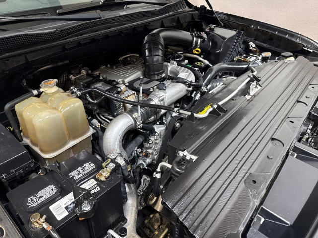 2018 Nissan Titan XD SL 4WD Cummins in , 