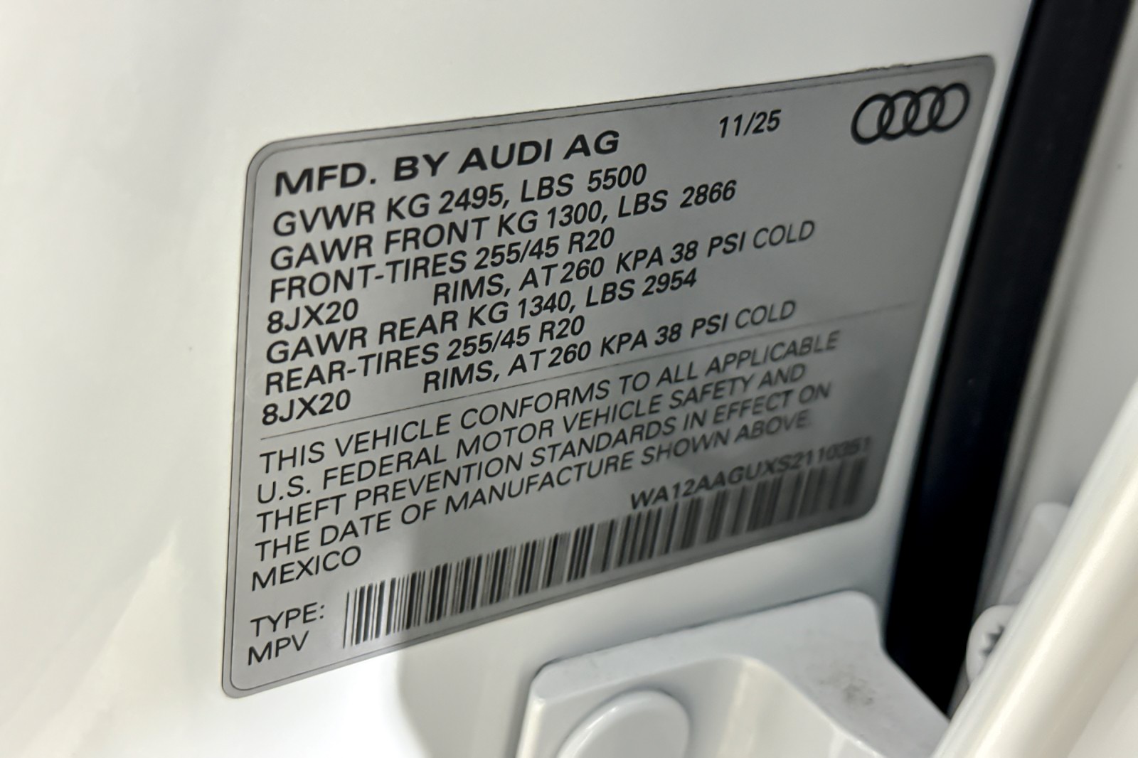 New 2025 Glacier White Metallic Audi Premium Plus 2.0 TFSI quattro image 24
