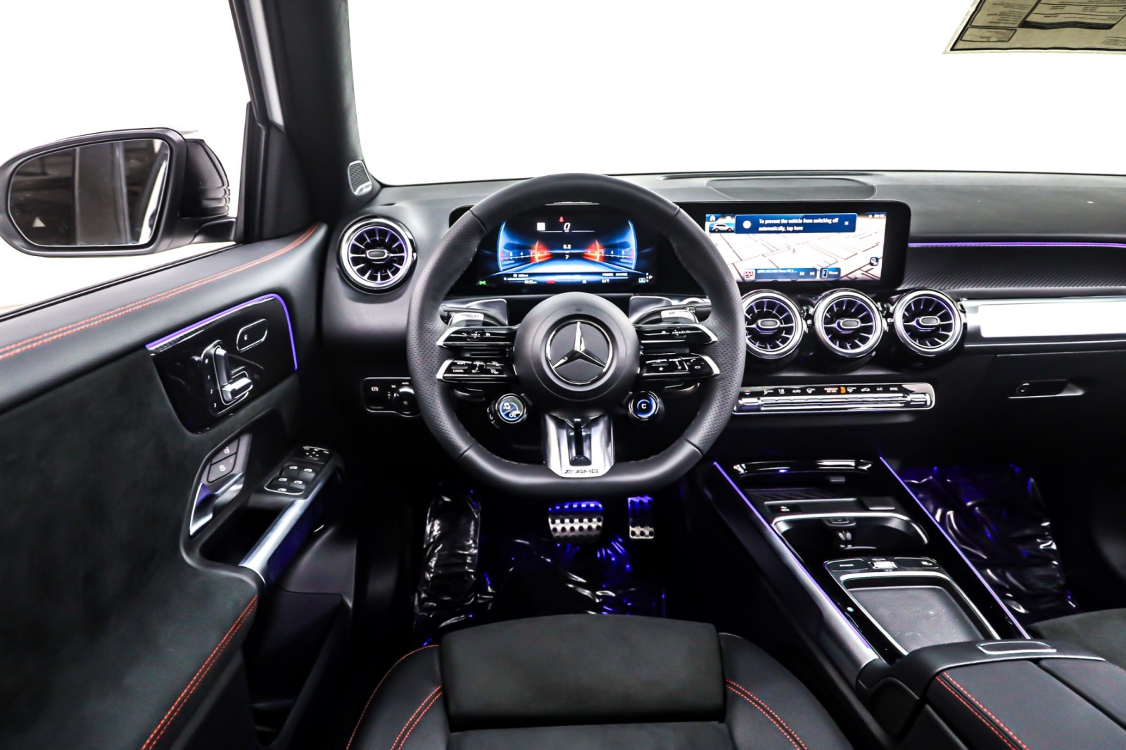 New 2026 Polar White Mercedes-Benz AMG® GLB 35 image 4