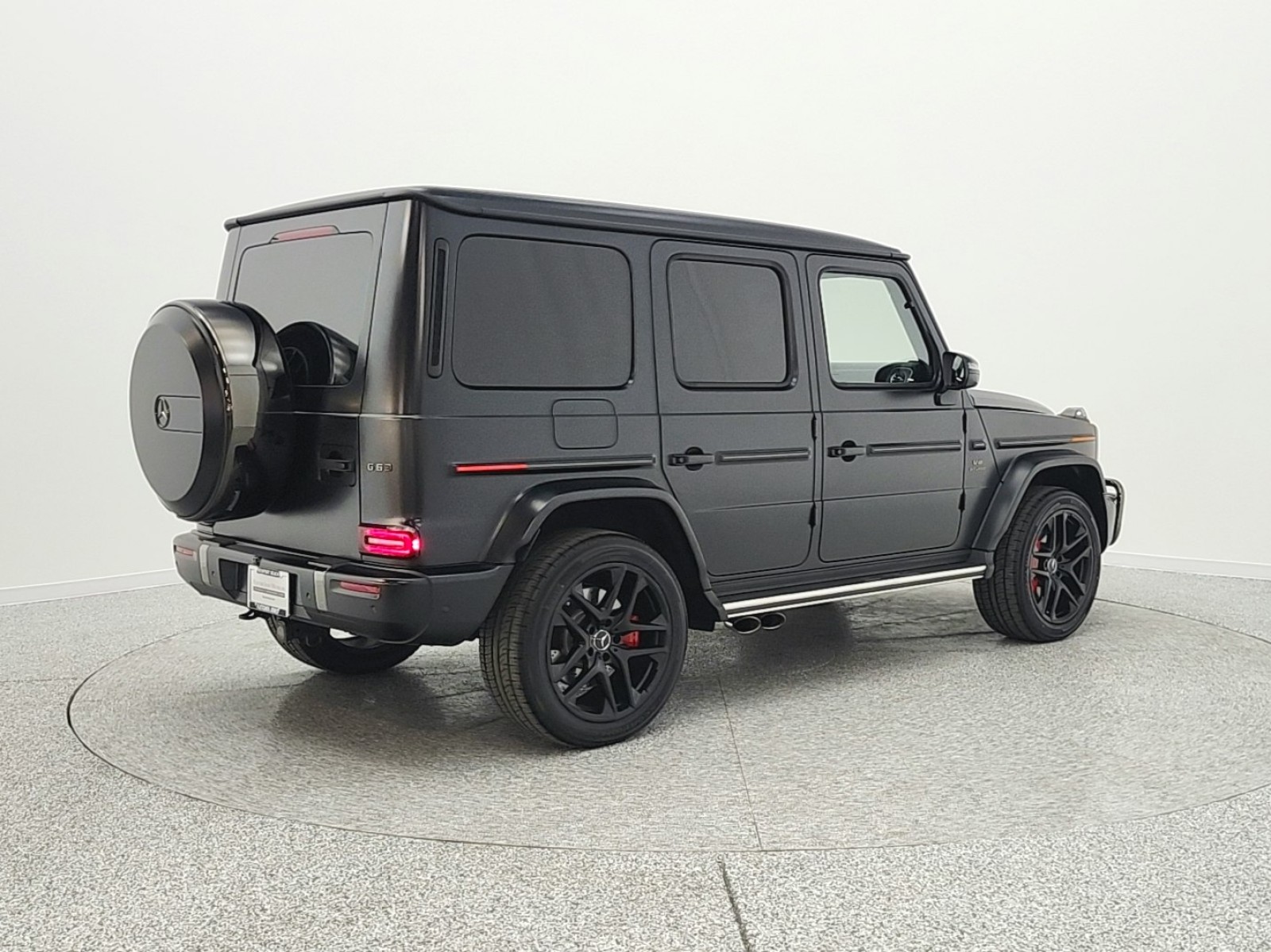 Certified Used 2025 MANUFAKTUR Night Black magno Mercedes-Benz AMG® G 63 SUV image 5