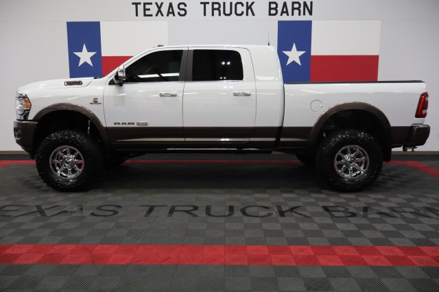 Bright White Clearcoat 2021 RAM 2500 Pickup Truck Four-Wheel Drive Automatic