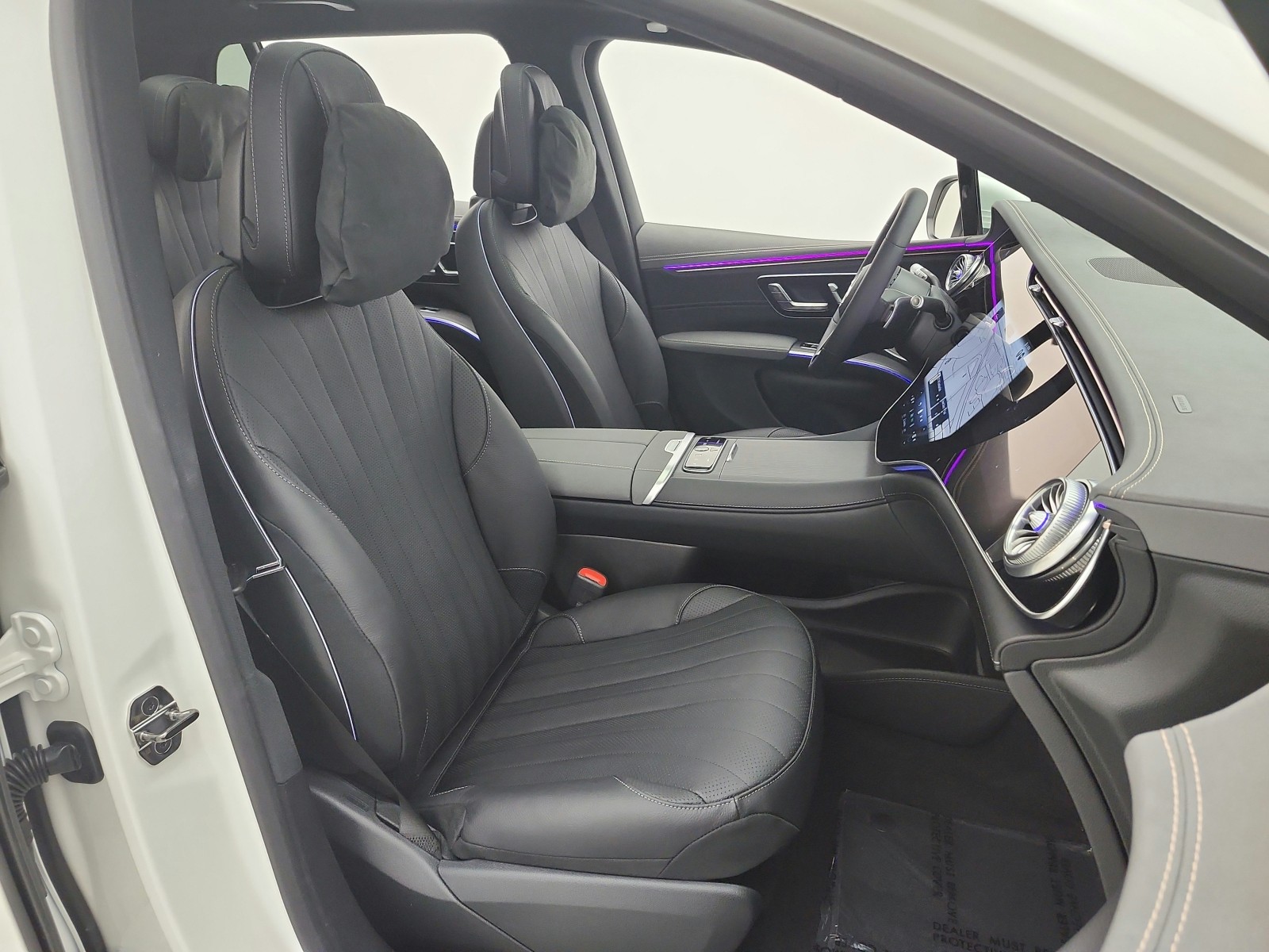 New 2026 Polar White Mercedes-Benz EQS 400 image 13