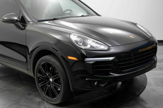 2018 Porsche Cayenne  12