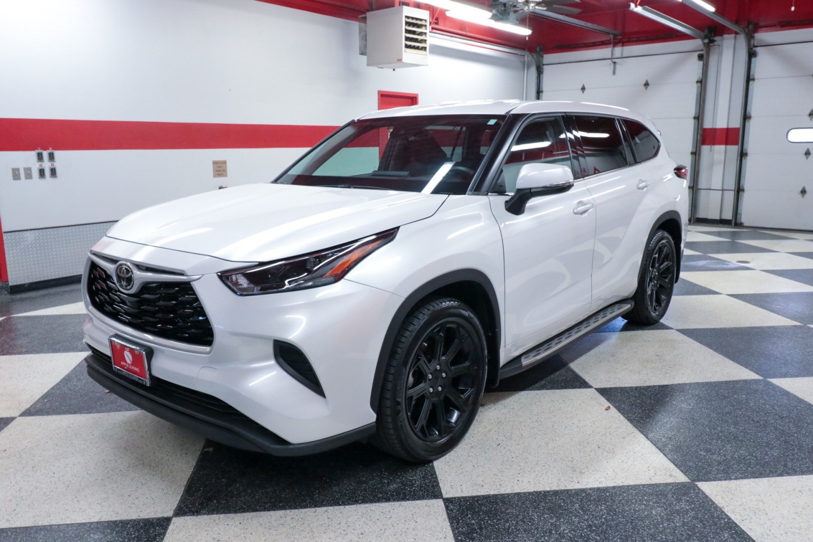 Used Car 2022 Toyota Highlander  L For Sale In Austin, Texas