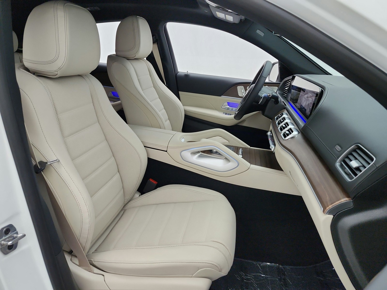 New 2026 Polar White Mercedes-Benz GLE 450 image 24