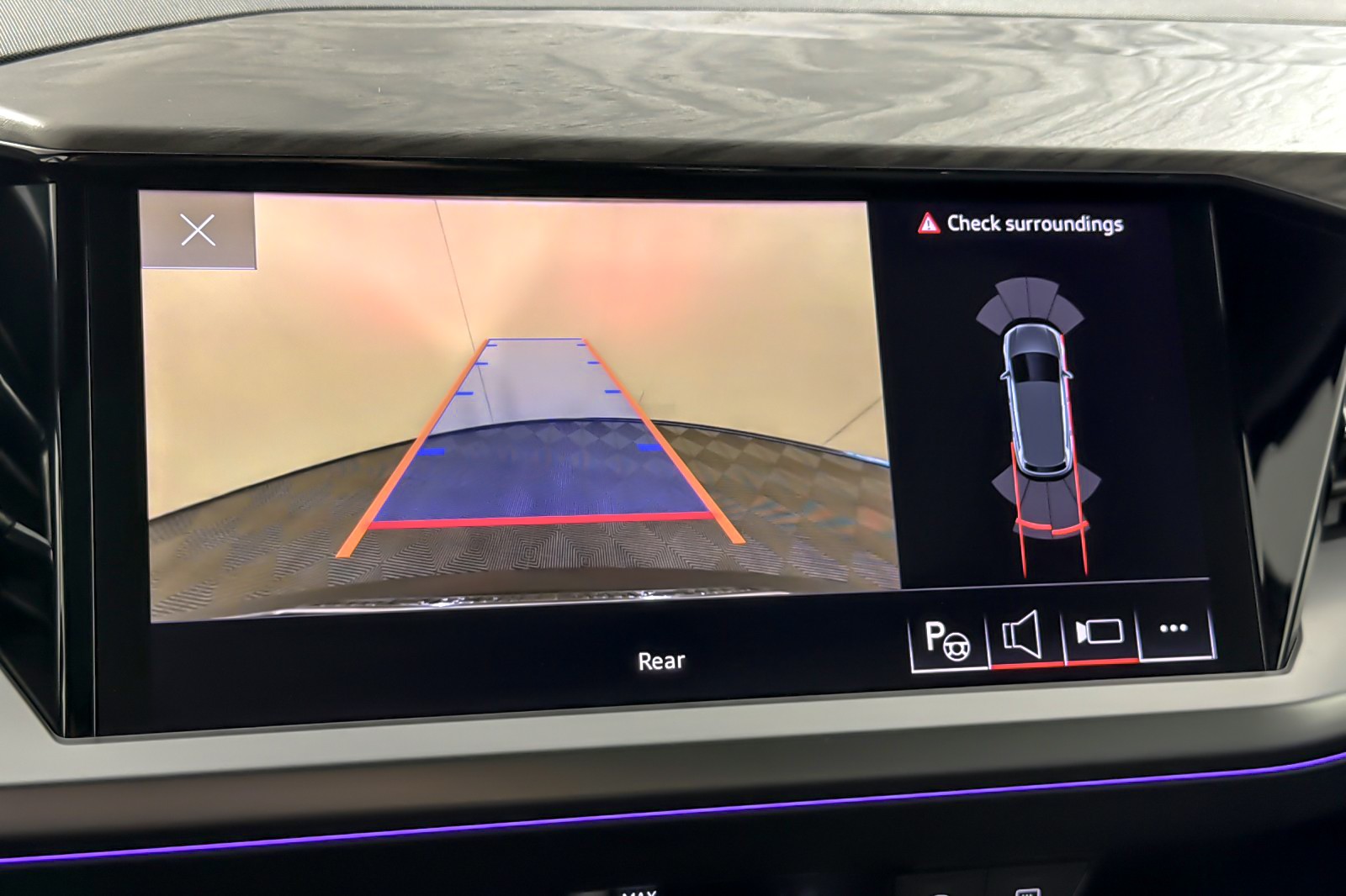 Certified Used 2024 Mythos Black Metallic Audi Prestige 50 quattro image 19