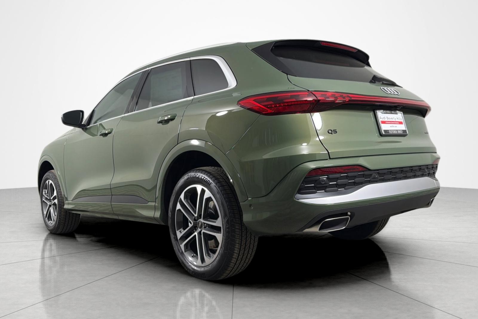 New 2026 District Green Metallic Audi Premium 2.0 TFSI quattro image 4