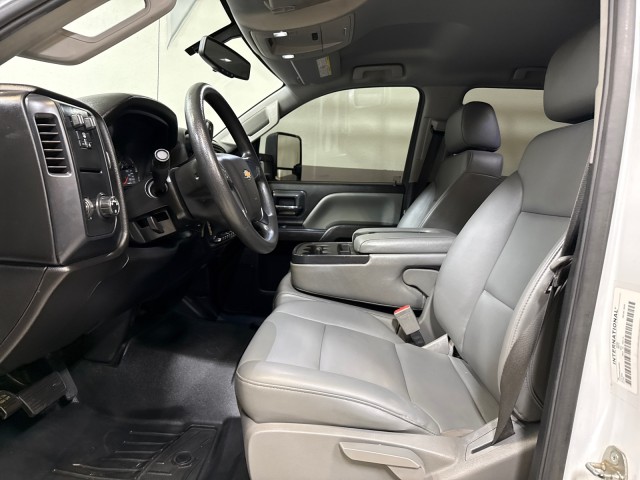 2020 Chevrolet Silverado MD 5500 Duramax RWD Utility/ Service Bed in , 