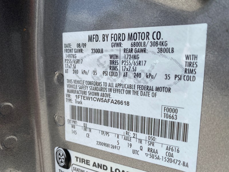 2010 Ford F-150 4 DR CREW XL LOW MILES 34,625 in , 