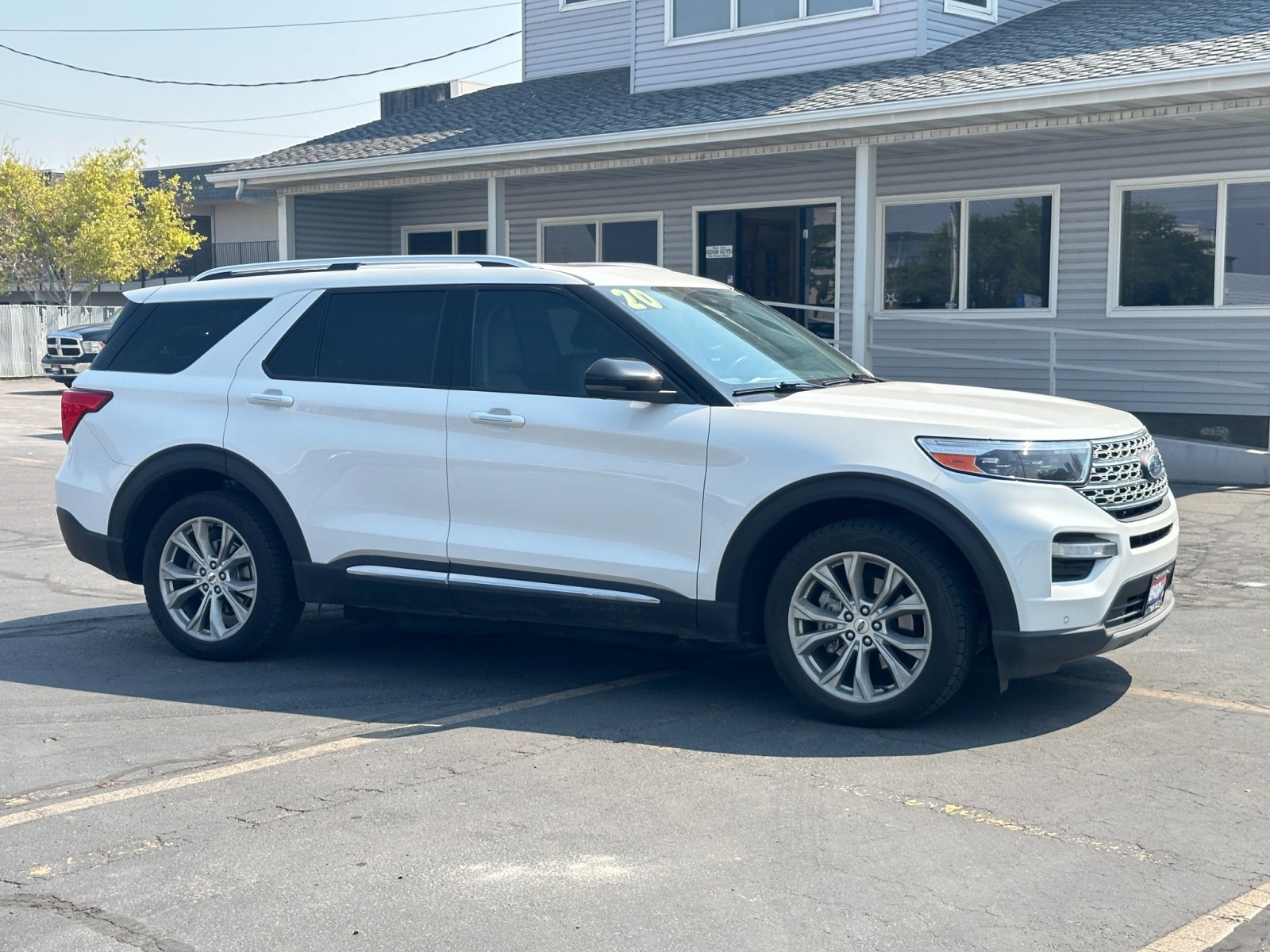 2020 Ford Explorer Limited 5