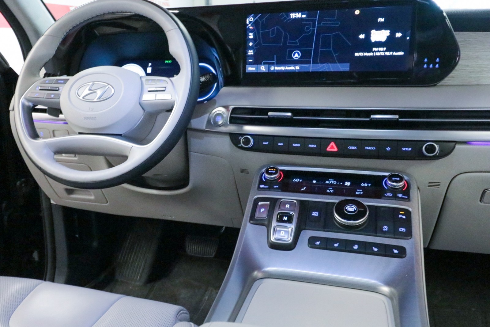 Used Car 2025 Hyundai Palisade  Calligraphy For Sale Under $50,000 In Austin, Texas