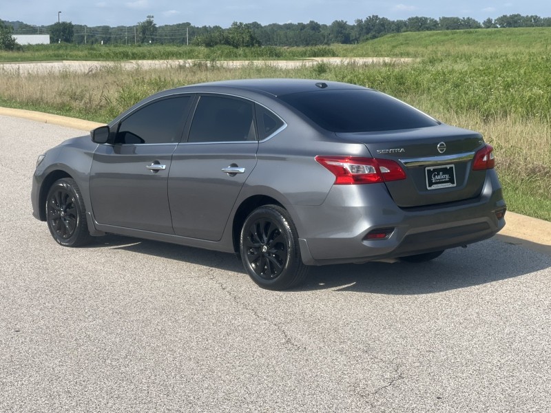 2017 Nissan Sentra SV w/ Style Package in CHESTERFIELD, Missouri