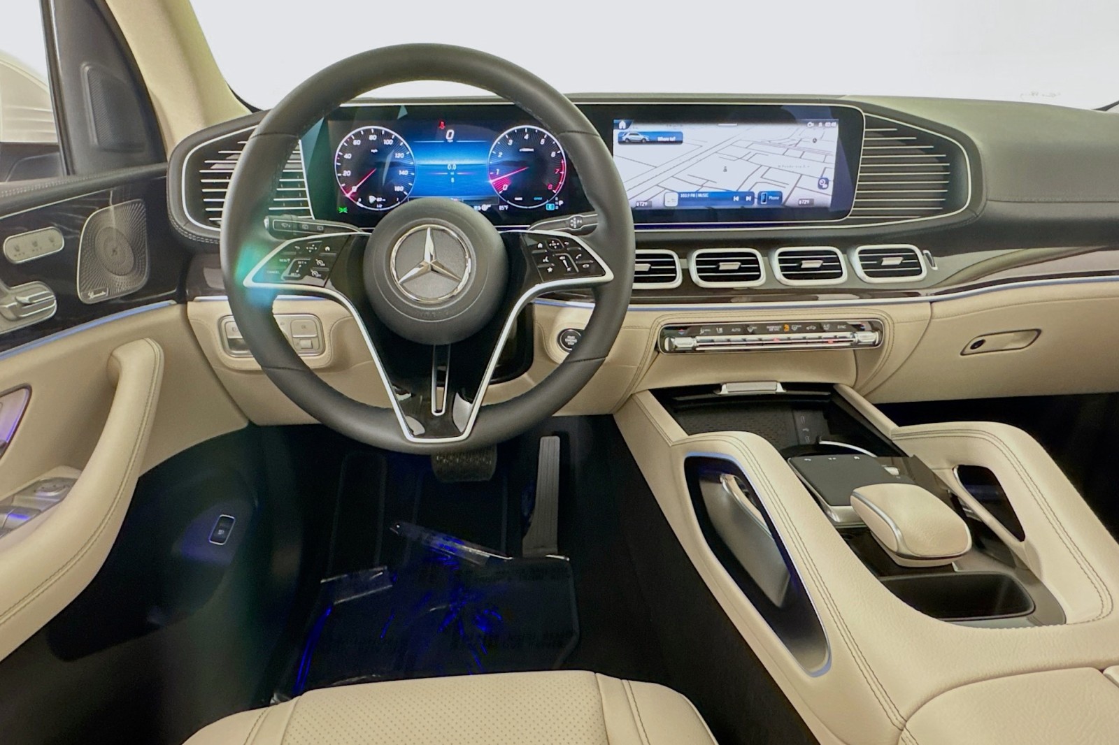 New 2026 Polar White Mercedes-Benz GLE 350 SUV image 4