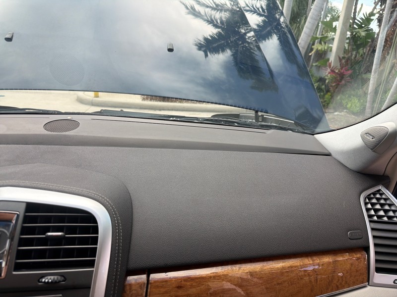 2008 Cadillac SRX SUNROOF LOW MILES 52,938 in , 