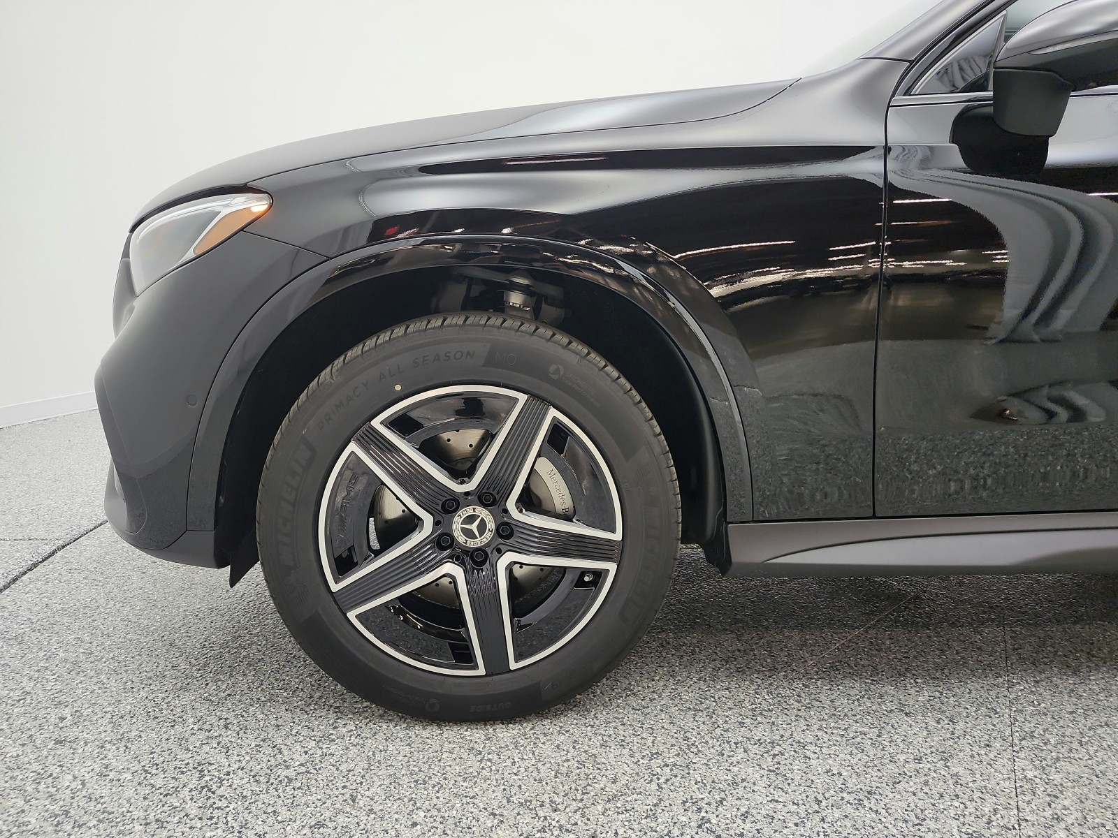 New 2026 Black Mercedes-Benz GLC 300 image 15