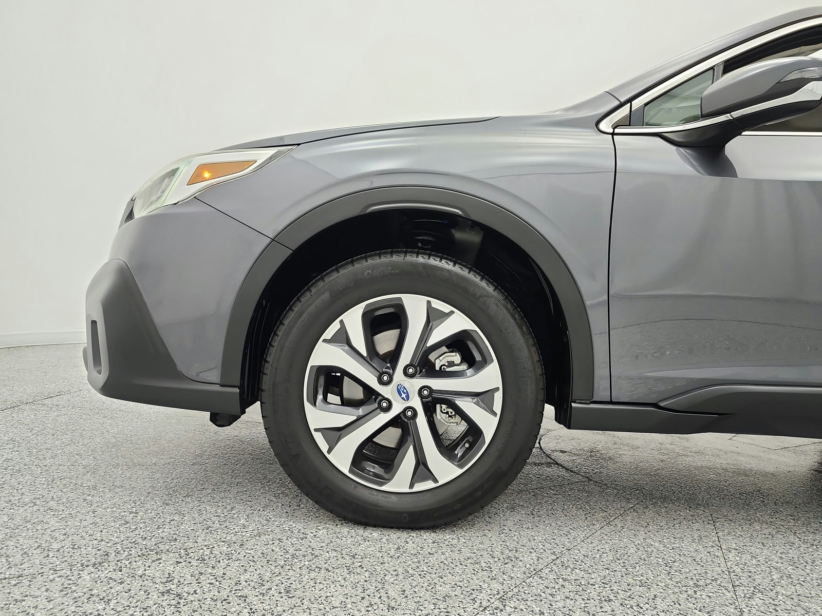 Used 2020 Magnetite Gray Metallic Subaru Limited XT CVT image 18