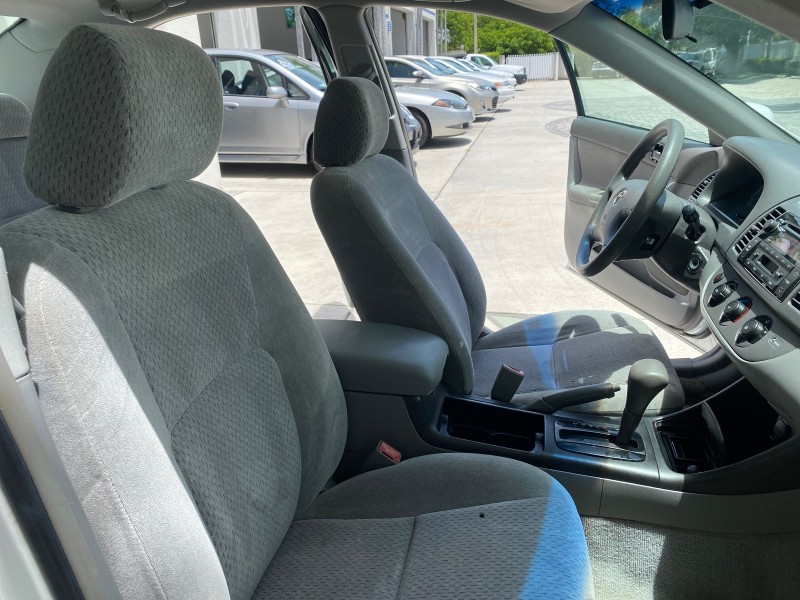 2003 Toyota Camry LE LOW MILES 61,005 in , 